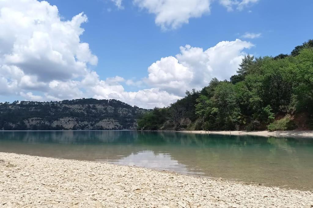 House Of Magic Lake Gréoux-les-Bains Exterior foto